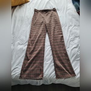 Plaid stretchy pants, size medium